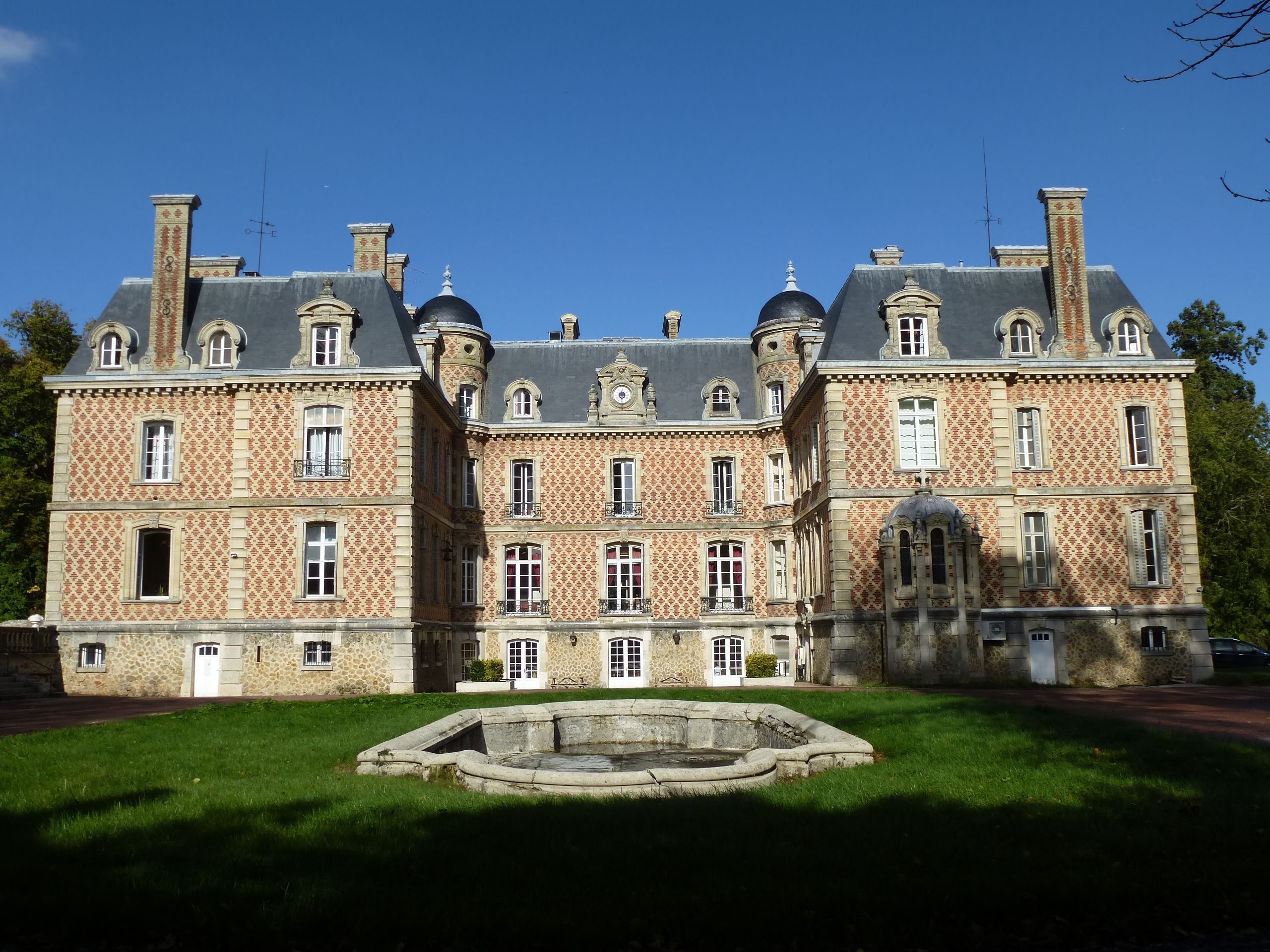 Jouarre_château_de_Pérreuse